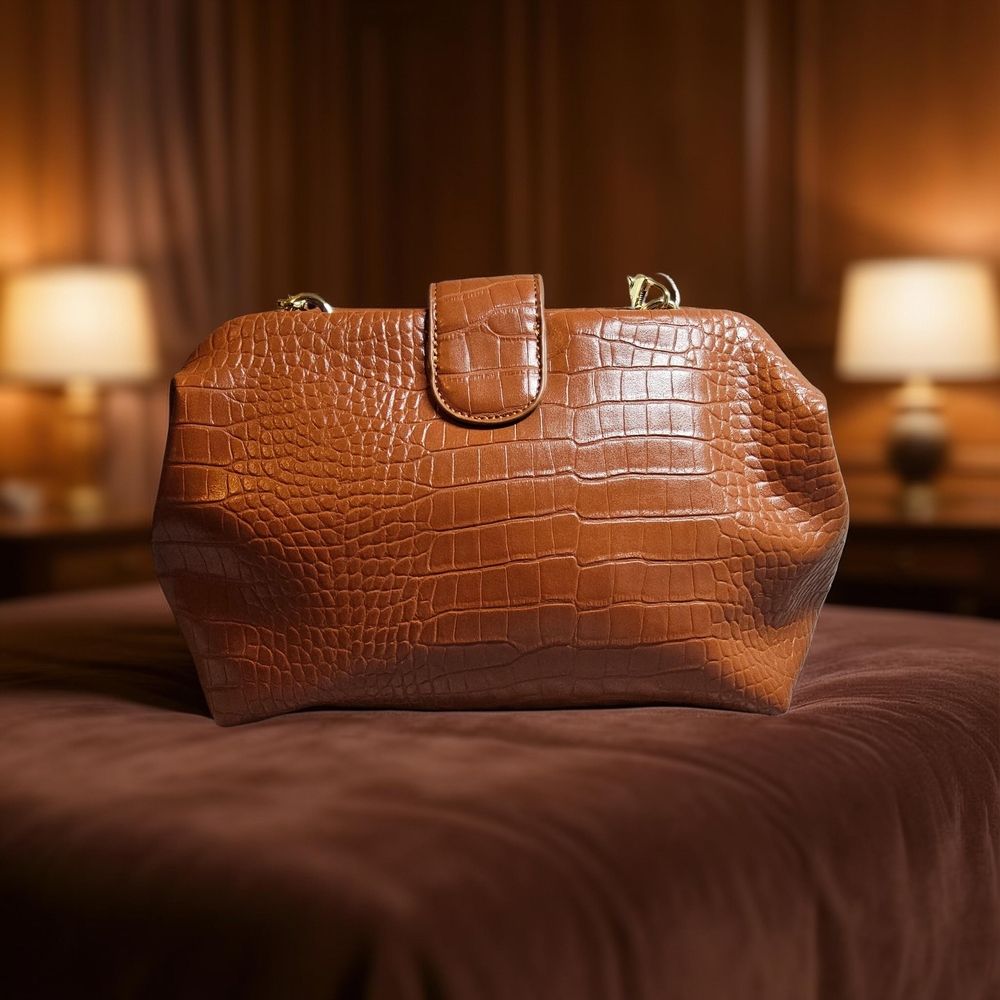 NWOT Jules Kae Cognac Oversized Clutch Croc Embossed
